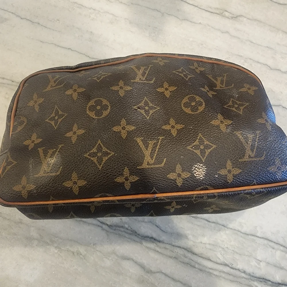 Louis vuitton toiletry bag 25 - Picture 3 of 13